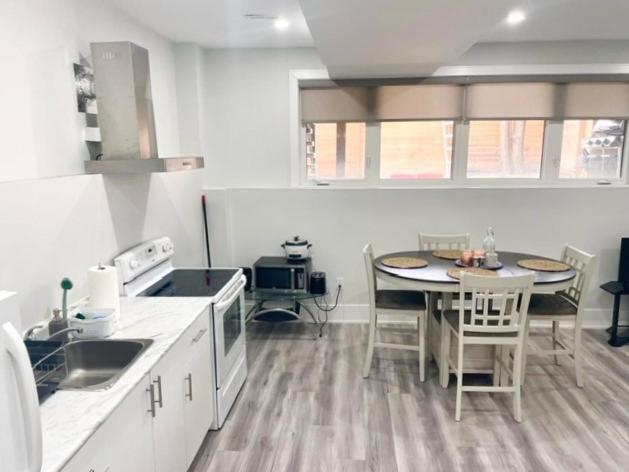 Scarborough New 2-Bedroom Basement Toronto Exteriör bild